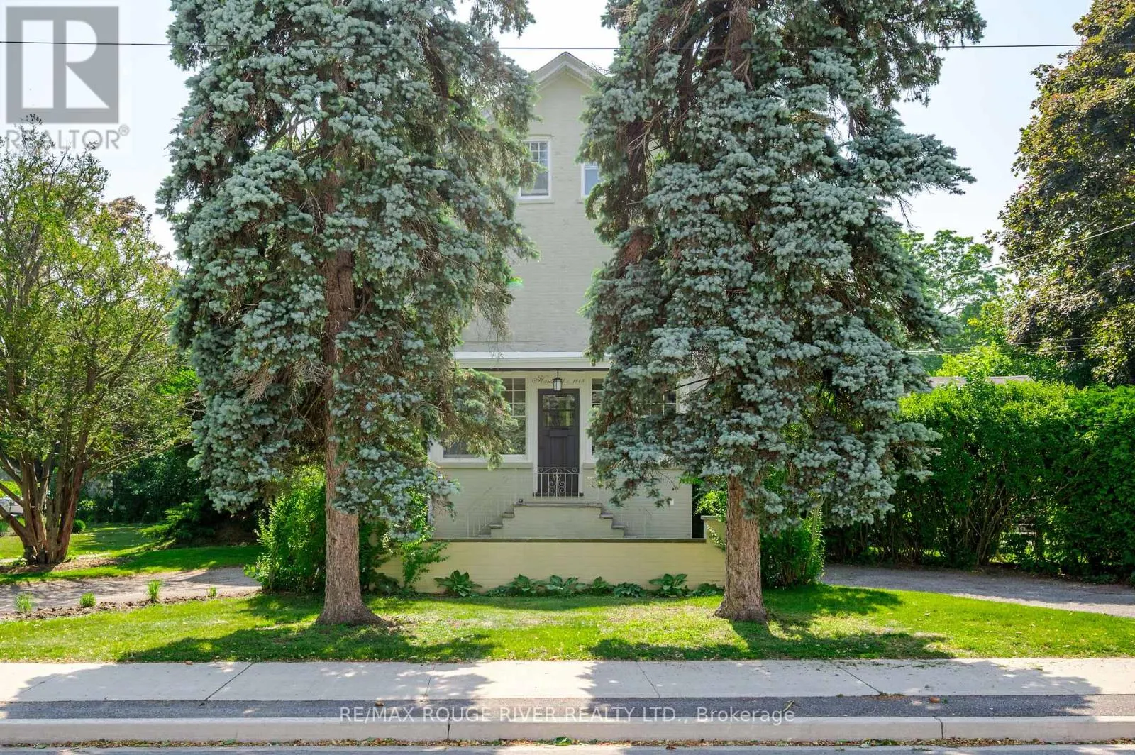 230 KING STREET W