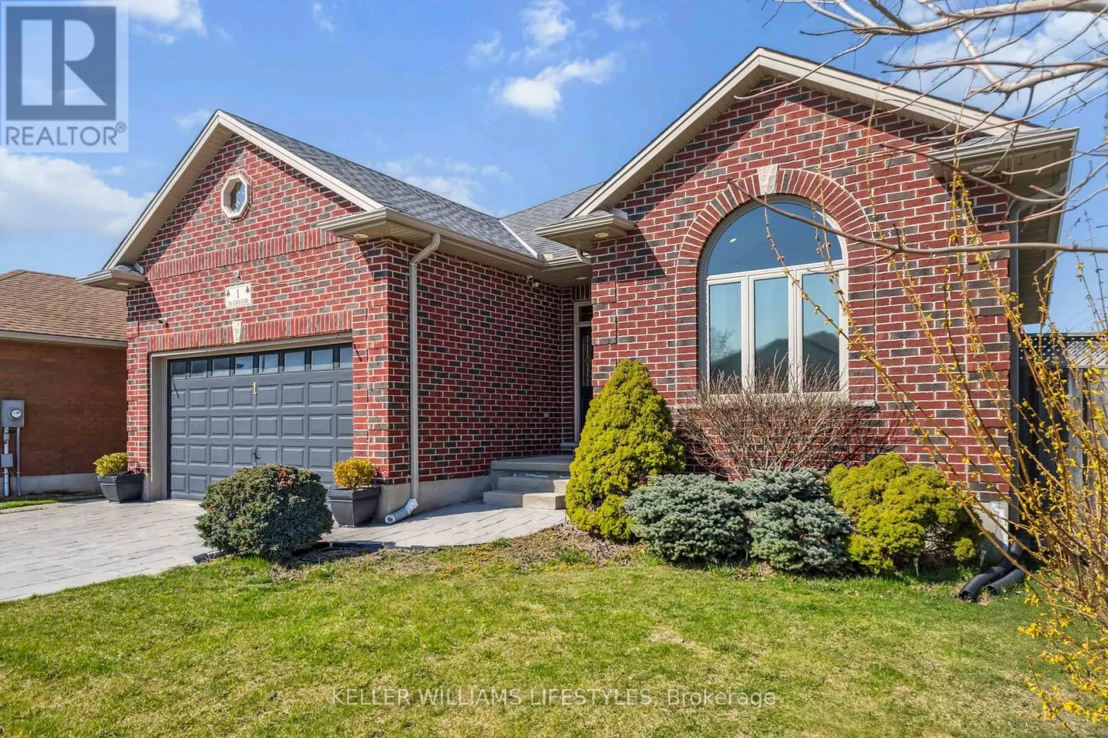 1 MCGREGOR COURT
