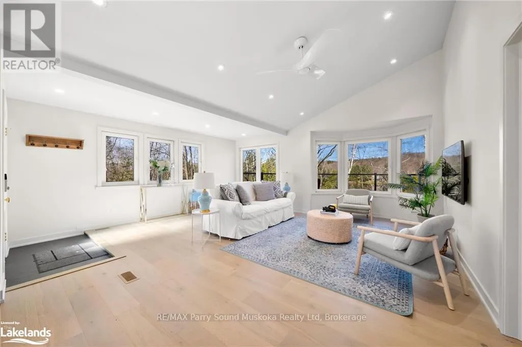 68 PINEWOOD ROAD