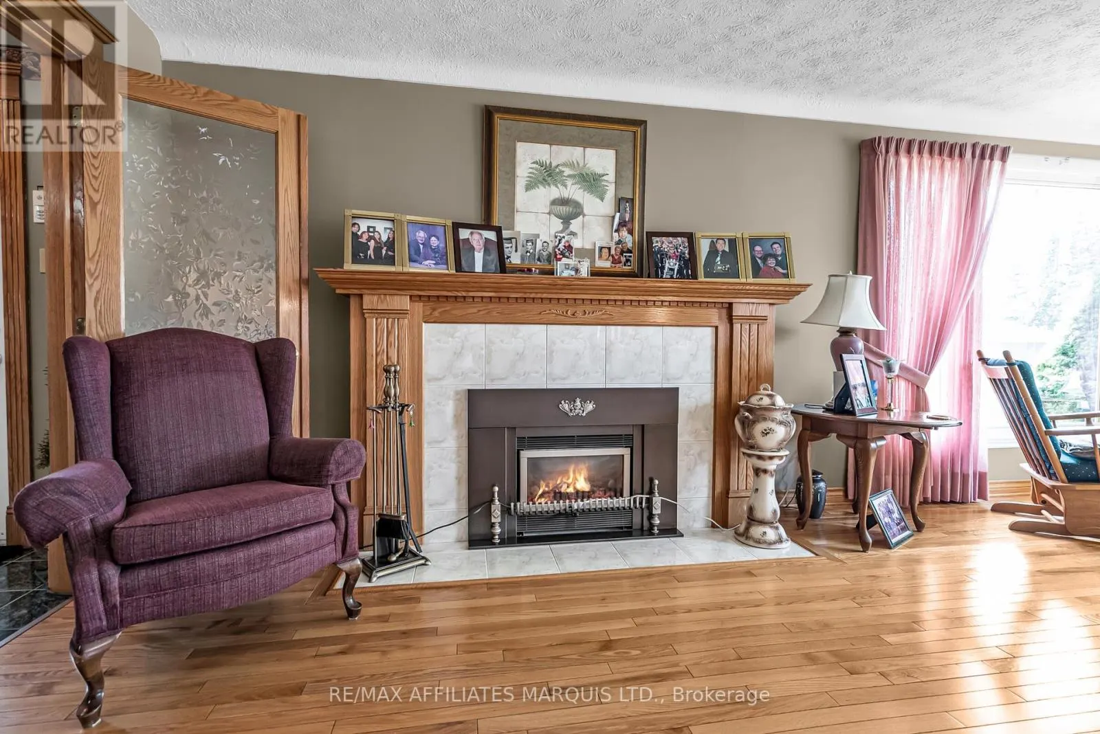 1413 QUEEN STREET