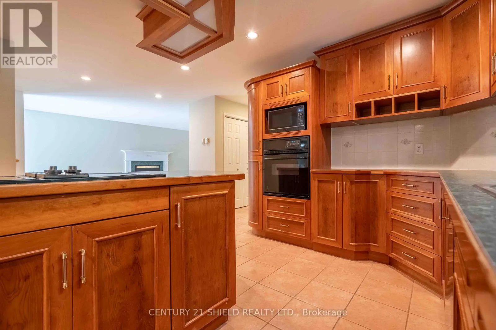 315 ELEVENTH STREET E