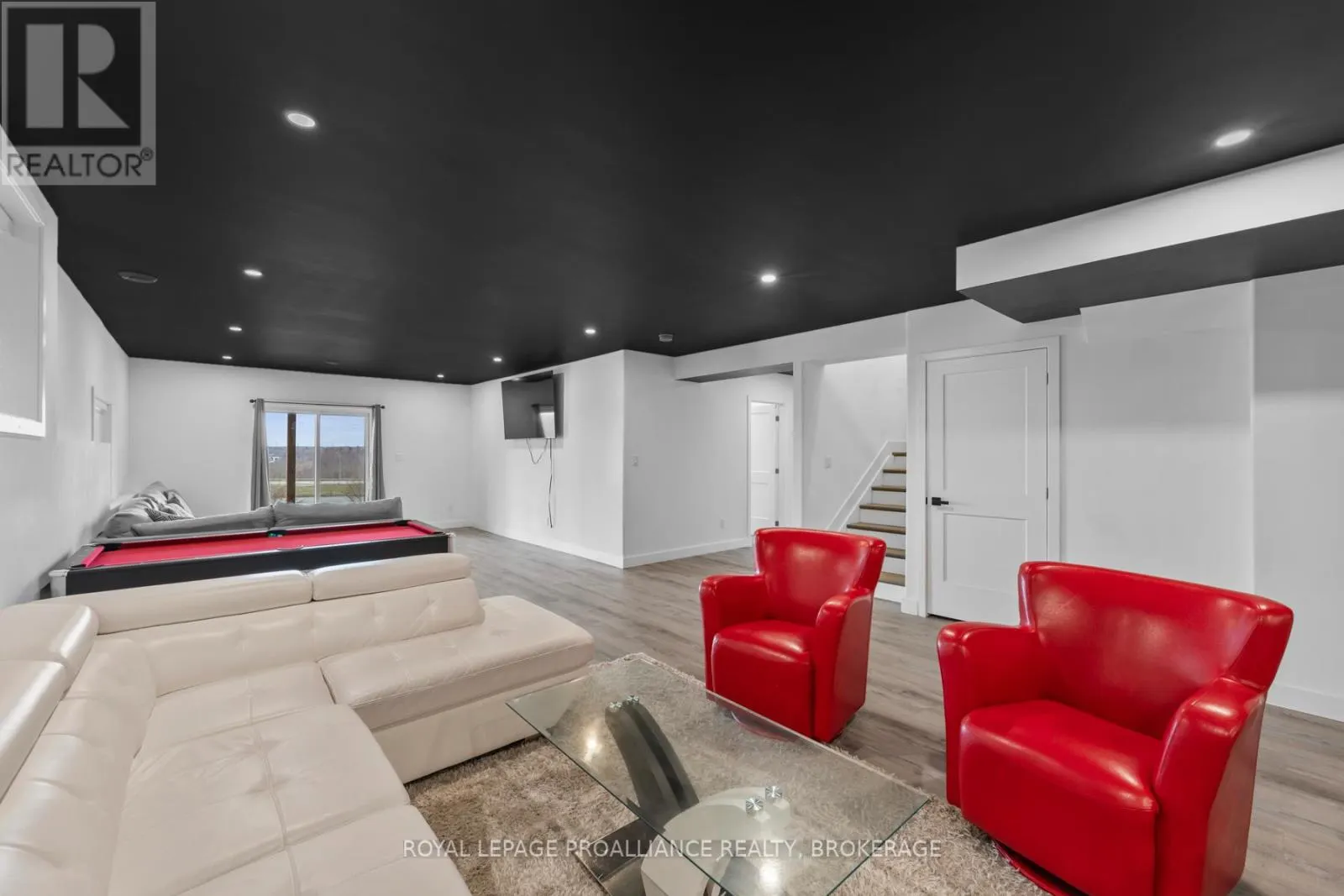 1245 CARFA CRESCENT