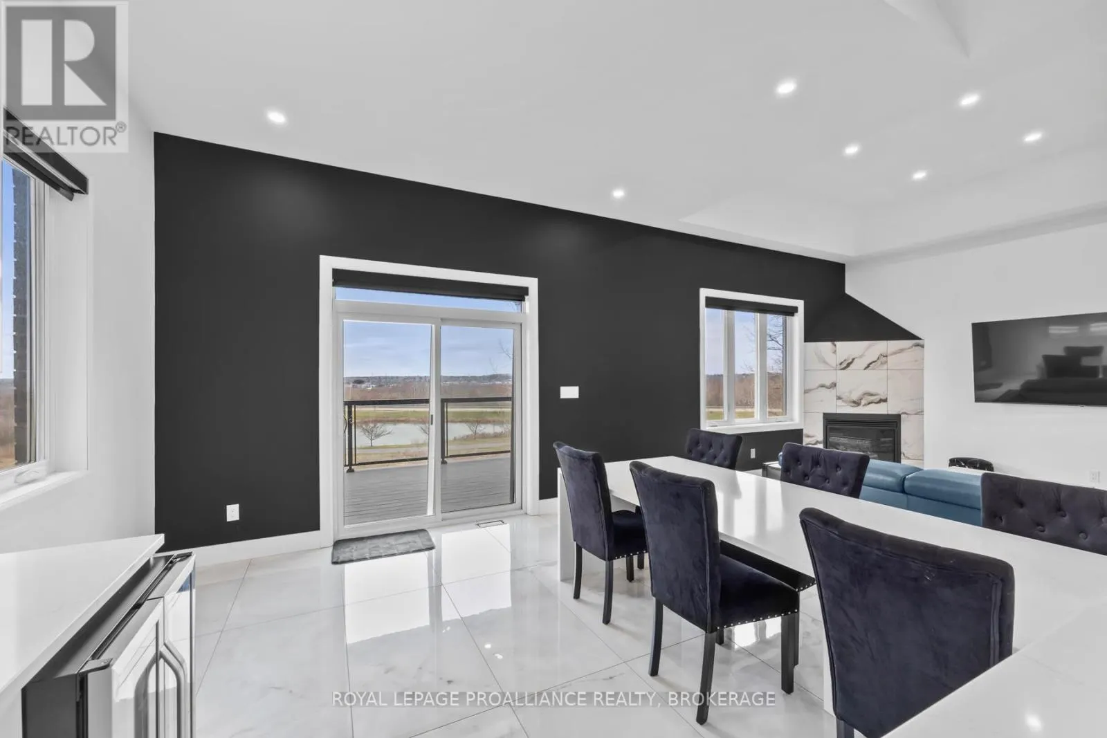 1245 CARFA CRESCENT
