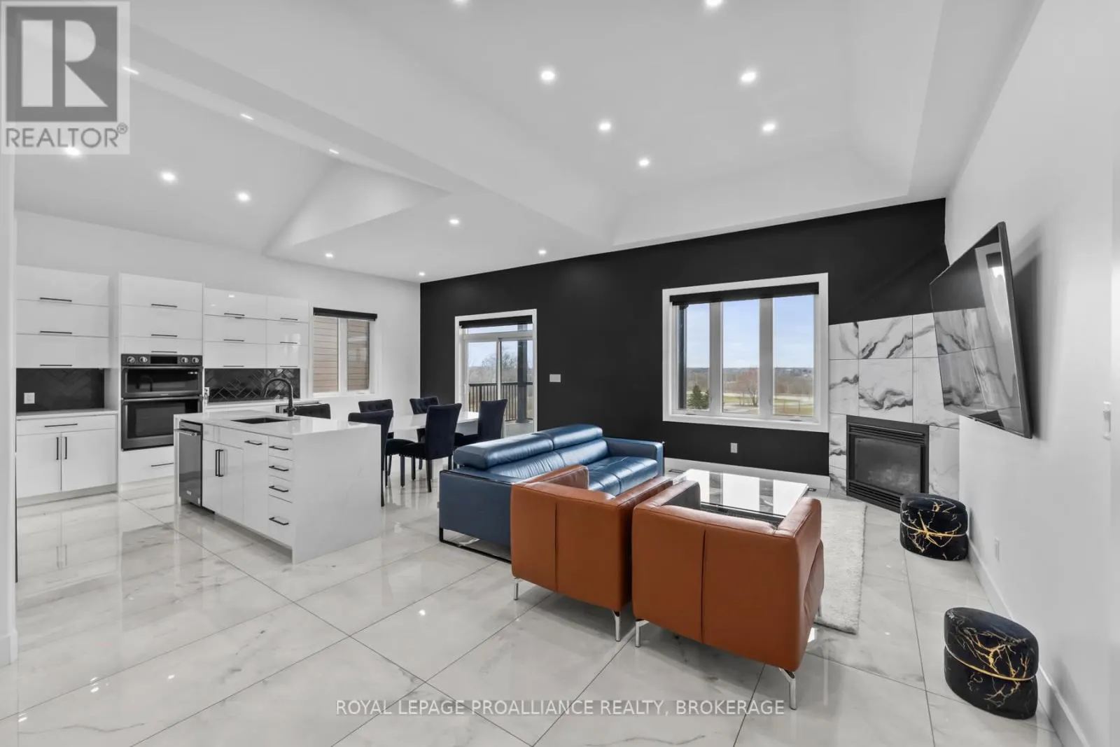 1245 CARFA CRESCENT