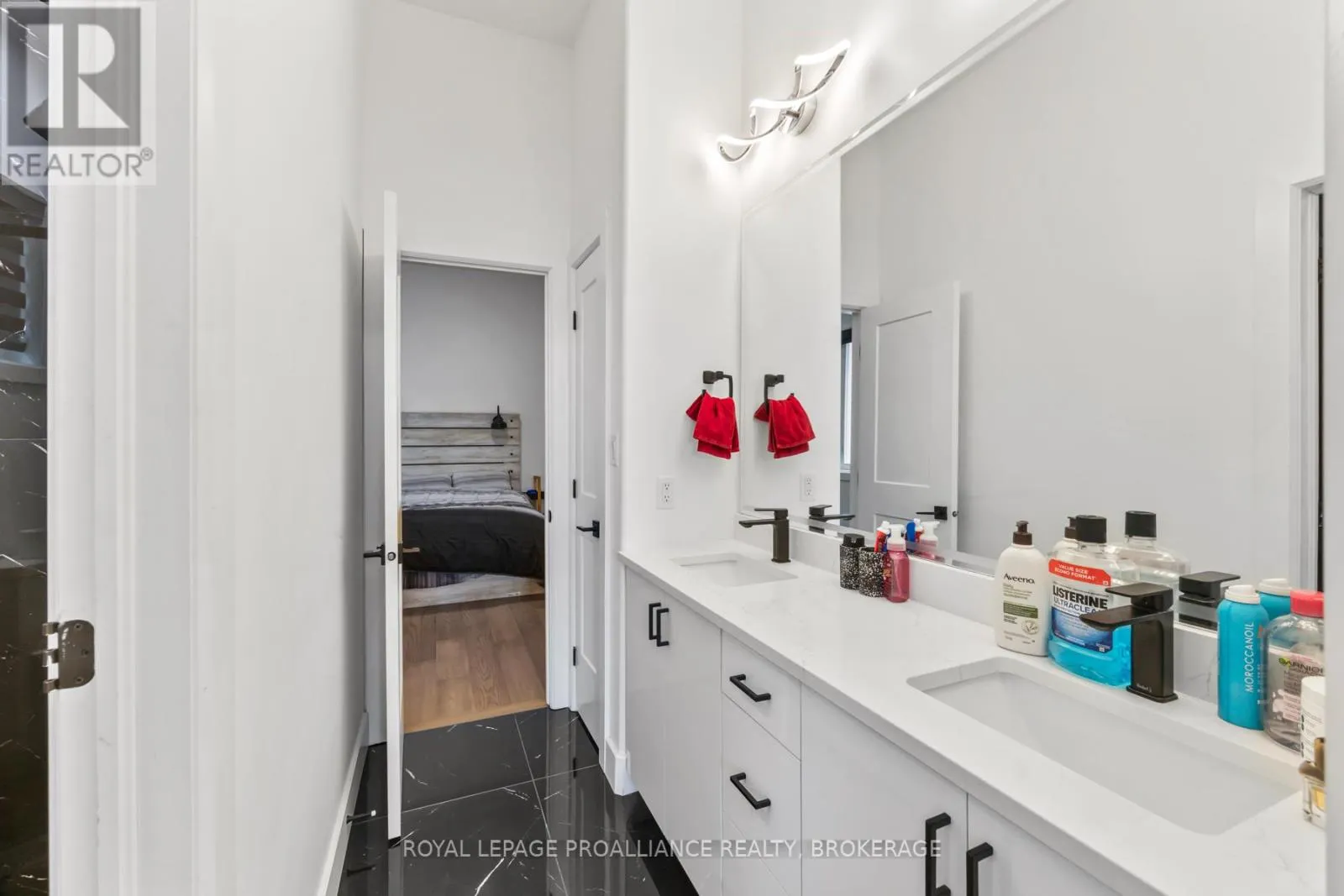 1245 CARFA CRESCENT
