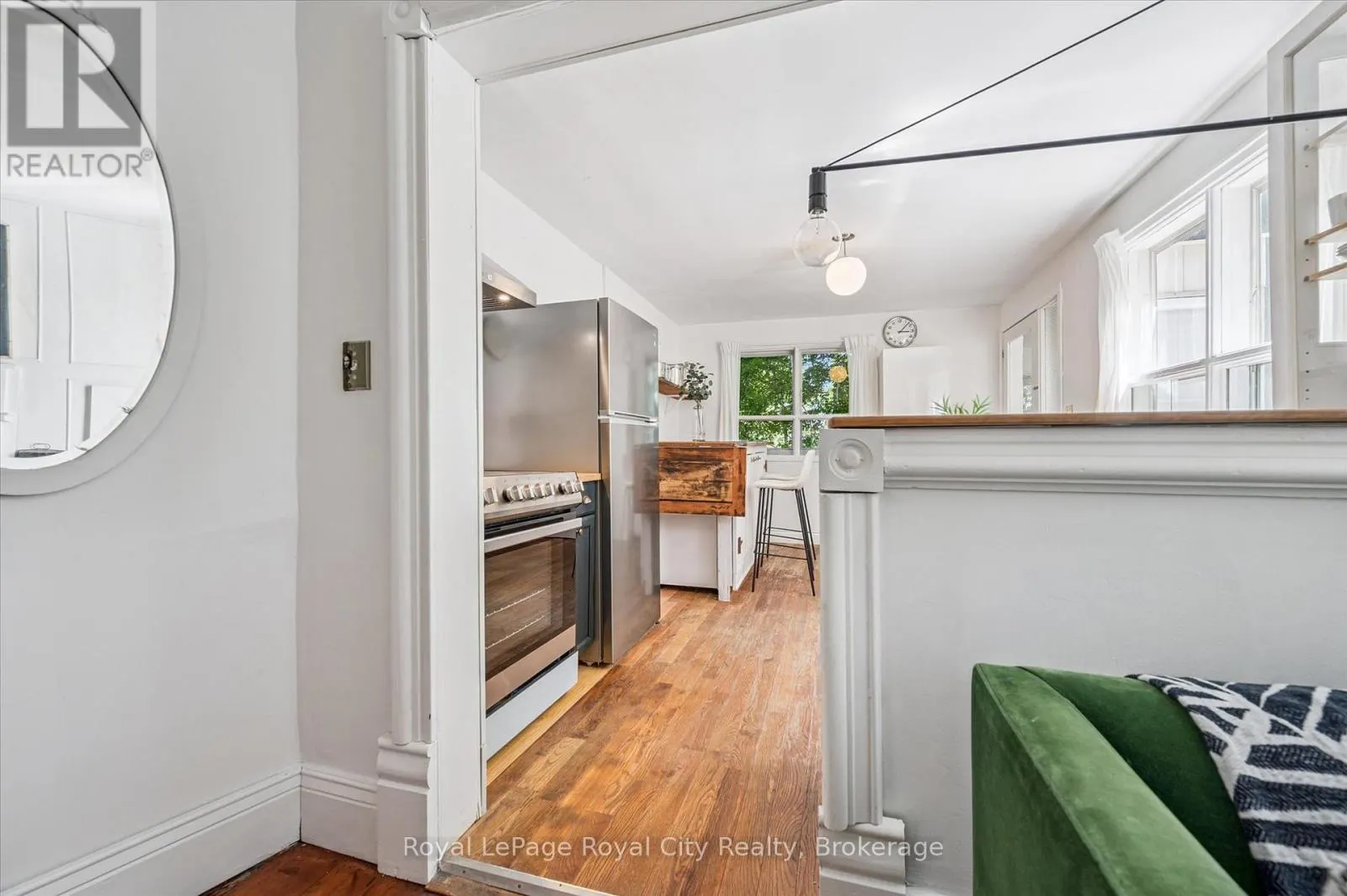 80 CORK STREET W