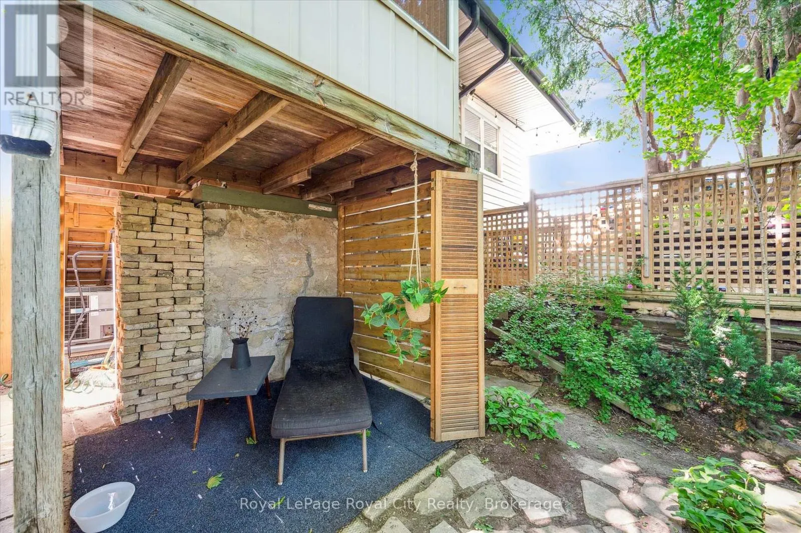80 CORK STREET W