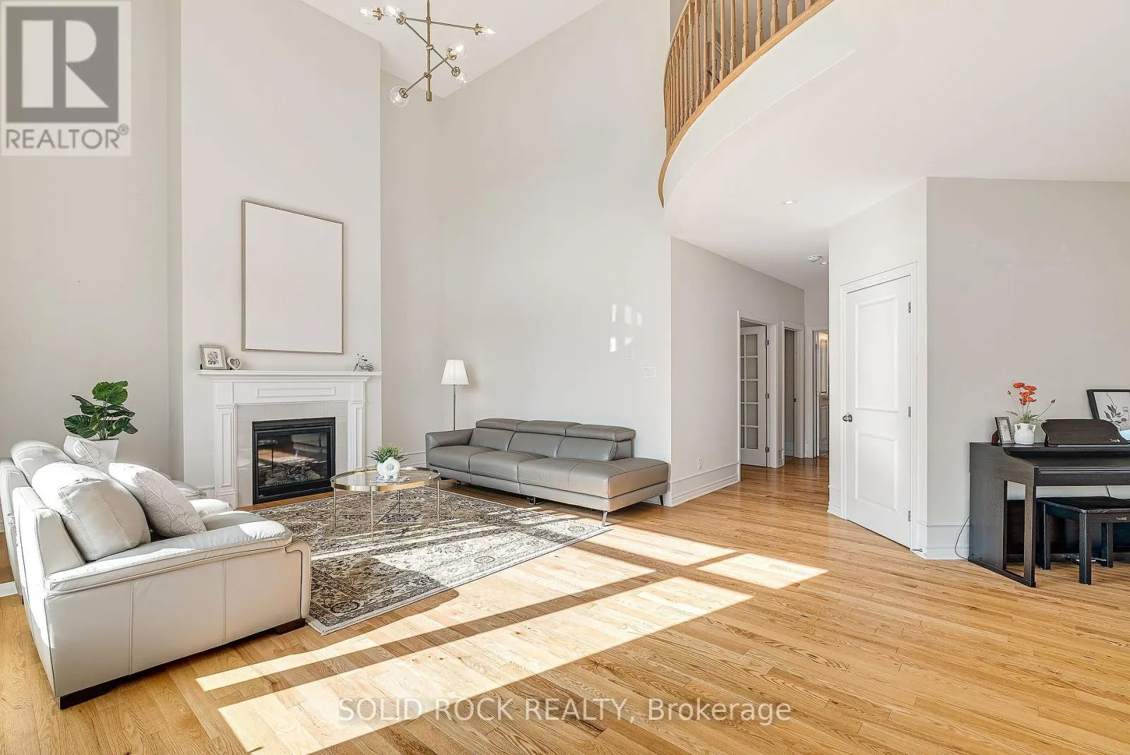 326 MEMORIAL GROVE