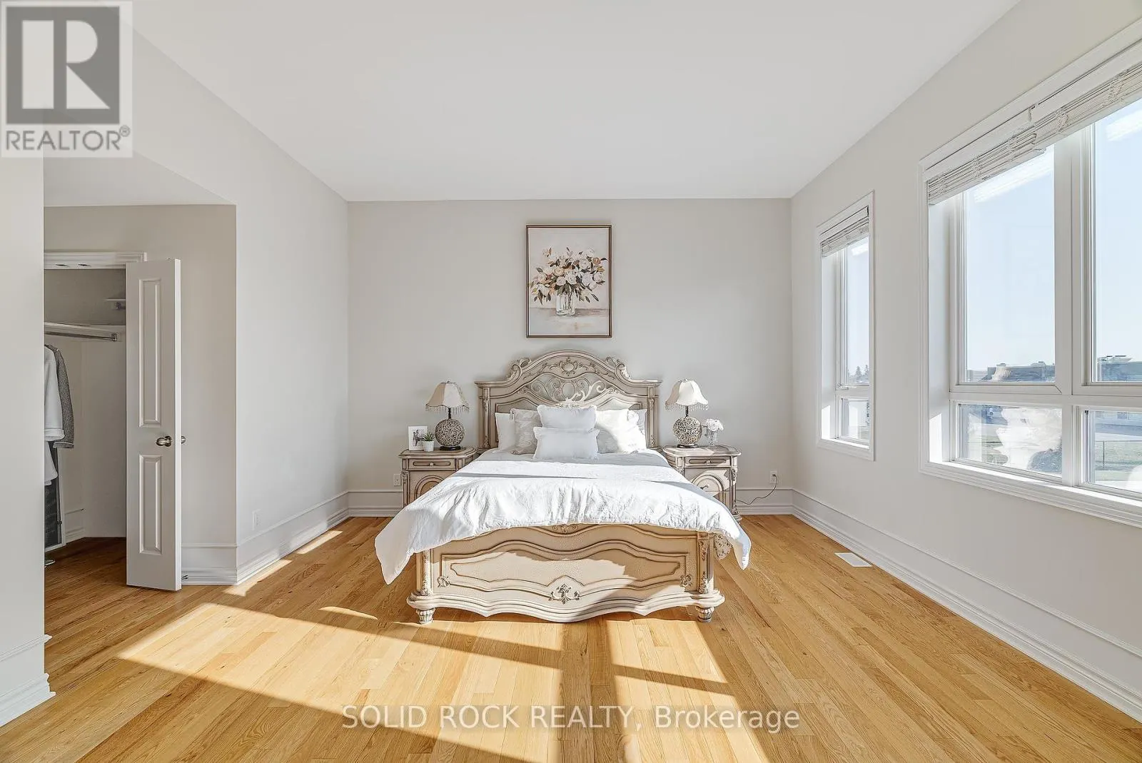 326 MEMORIAL GROVE