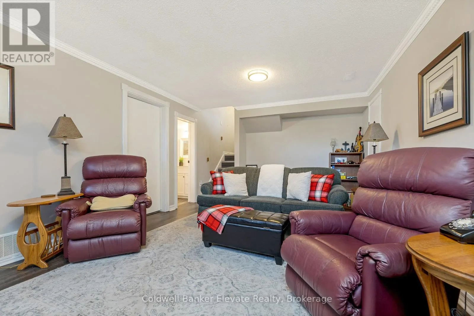 10 GILSTON PARKWAY