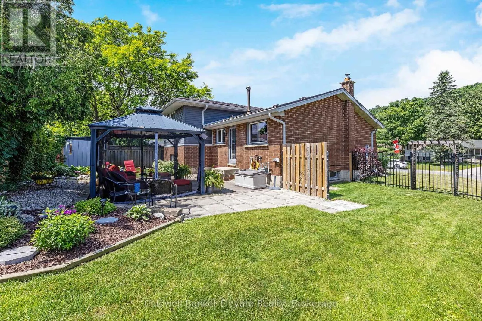 10 GILSTON PARKWAY