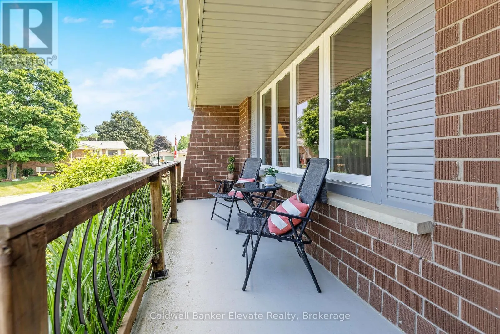 10 GILSTON PARKWAY