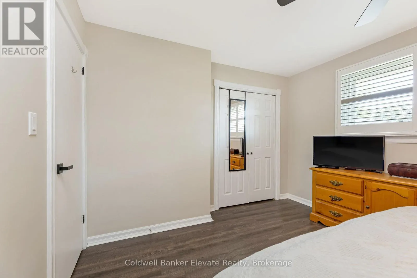 10 GILSTON PARKWAY