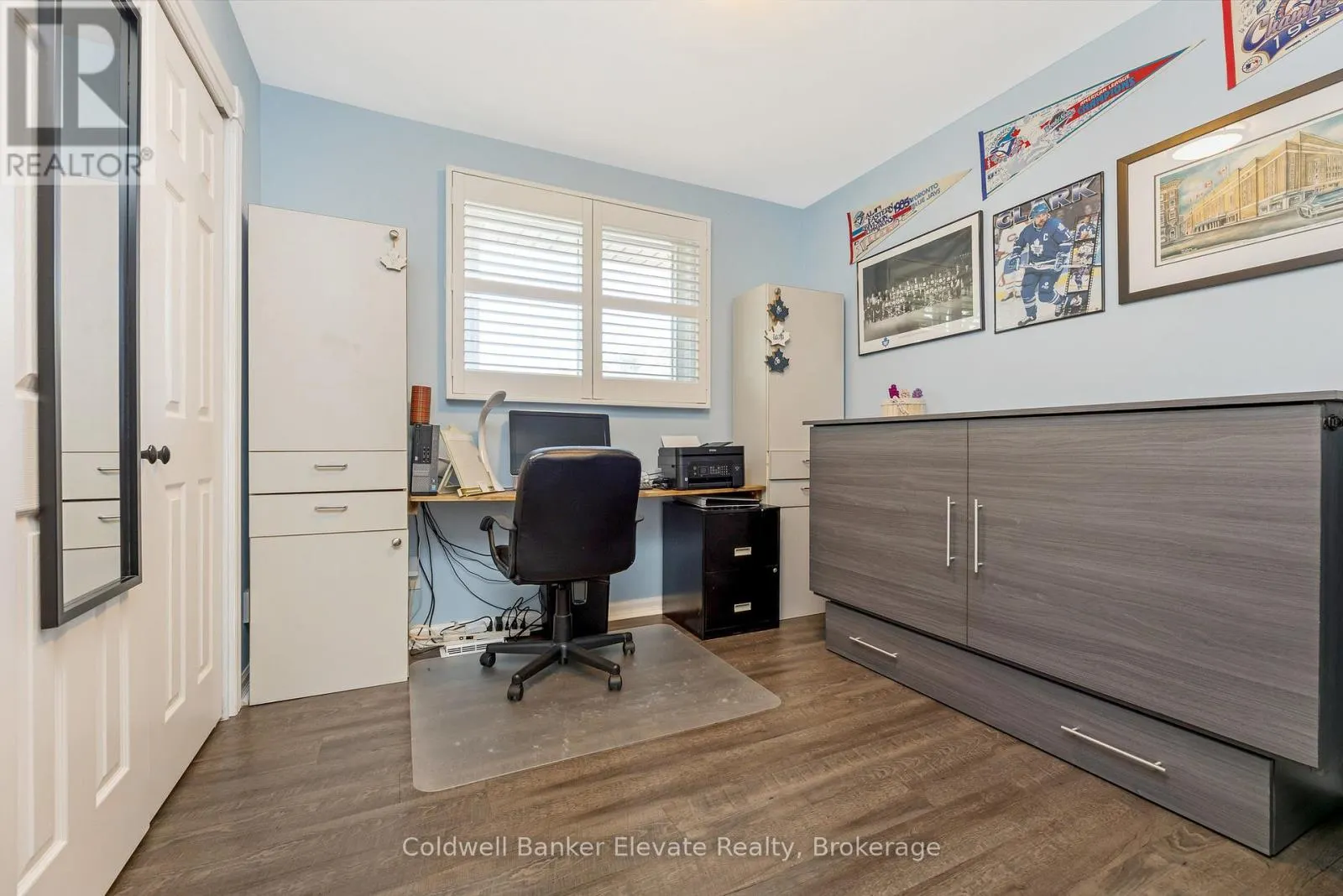 10 GILSTON PARKWAY