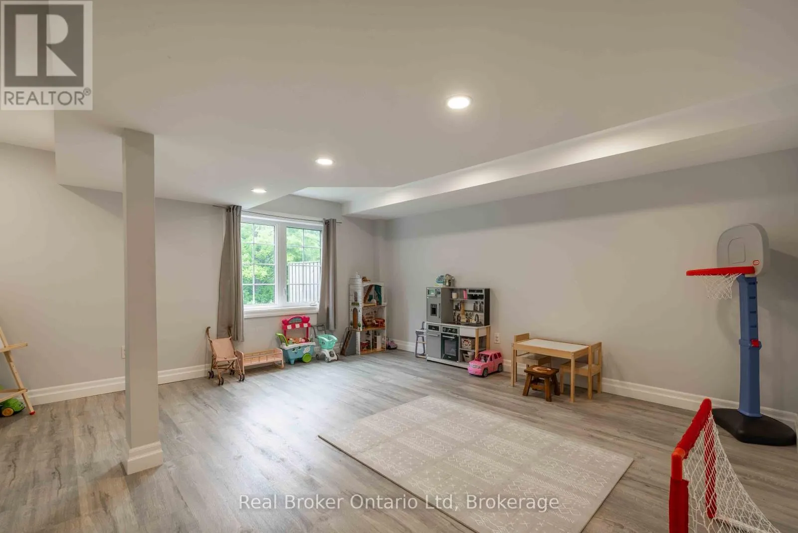 315 TELFORD TRAIL
