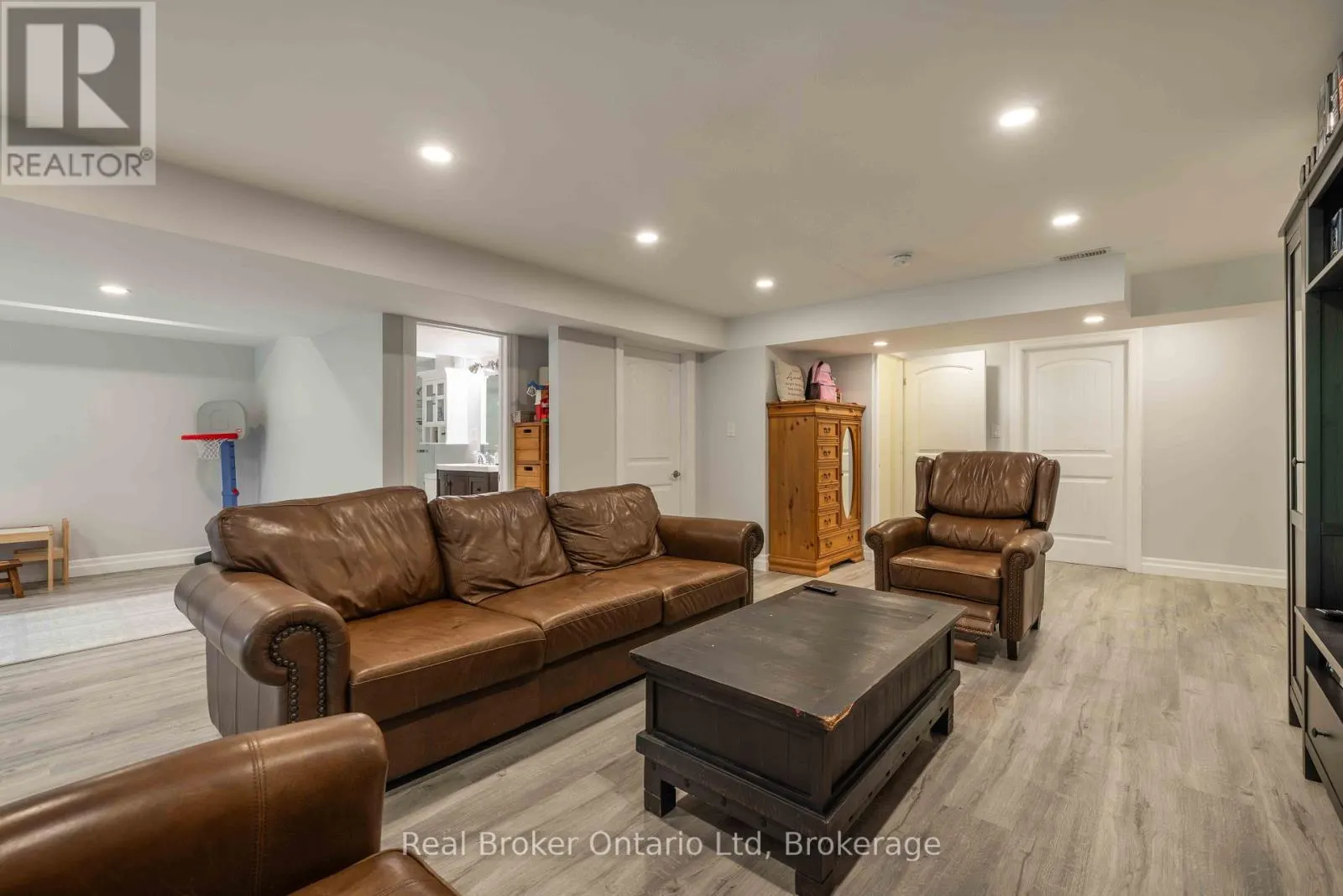 315 TELFORD TRAIL