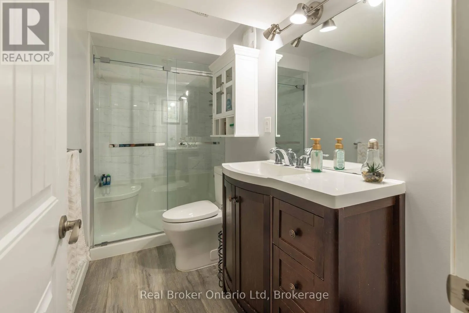 315 TELFORD TRAIL