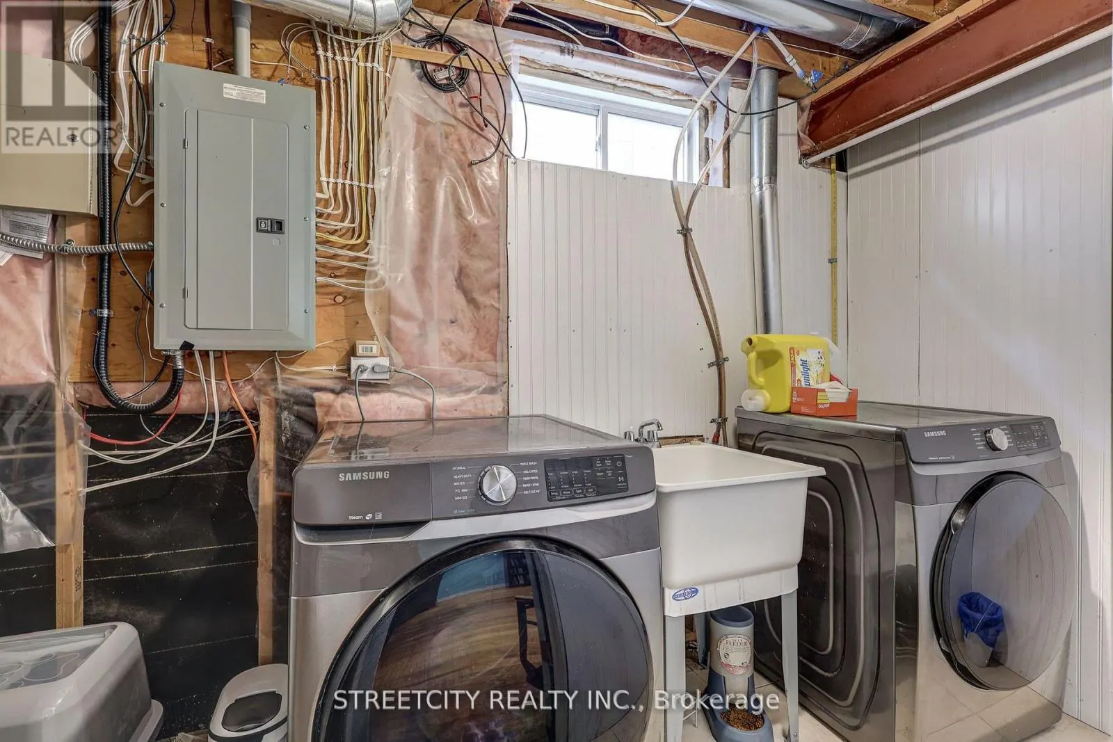 61 MEADOWVALE DRIVE
