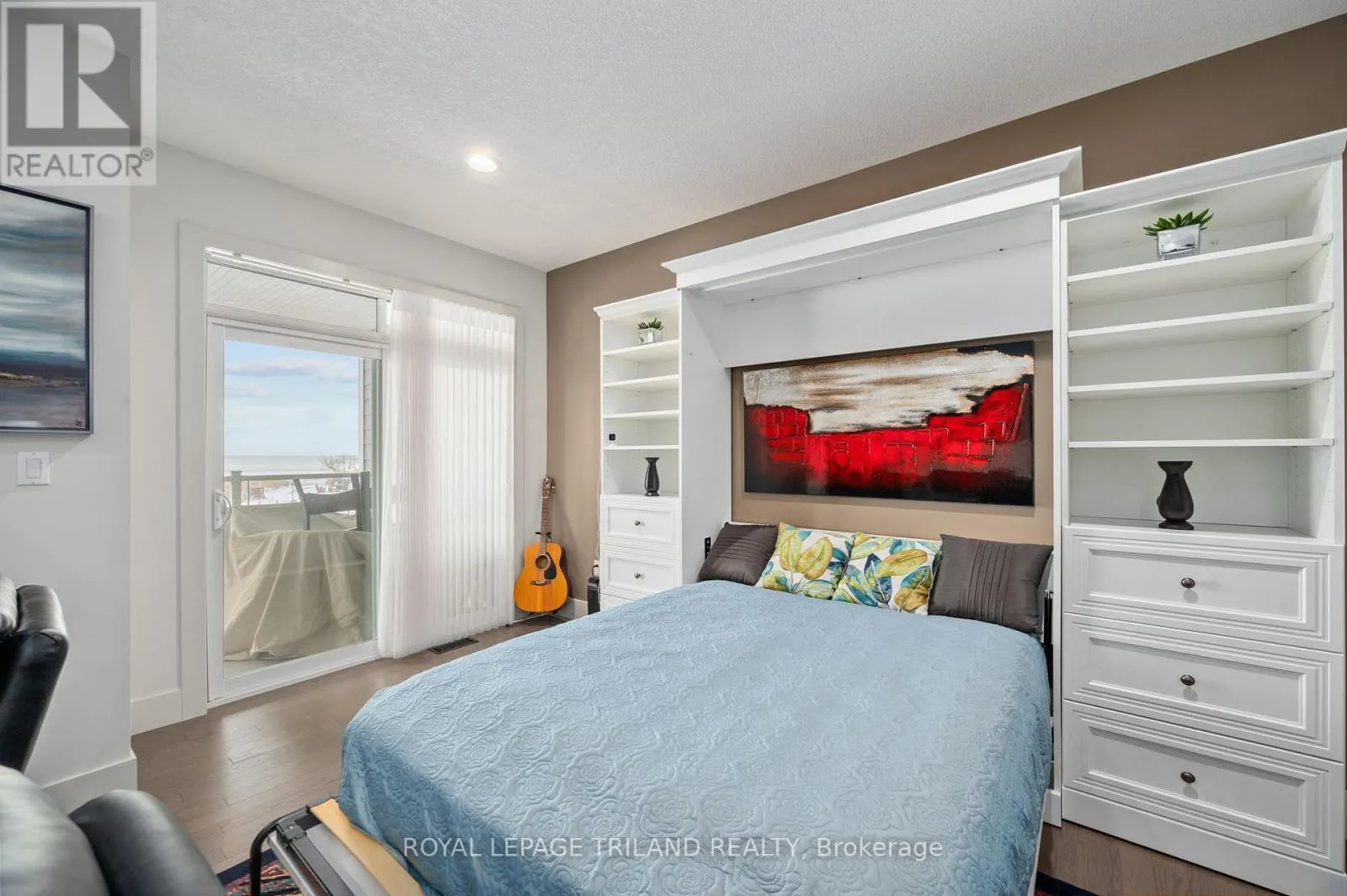 15 - 355 EDITH CAVELL BOULEVARD, #15