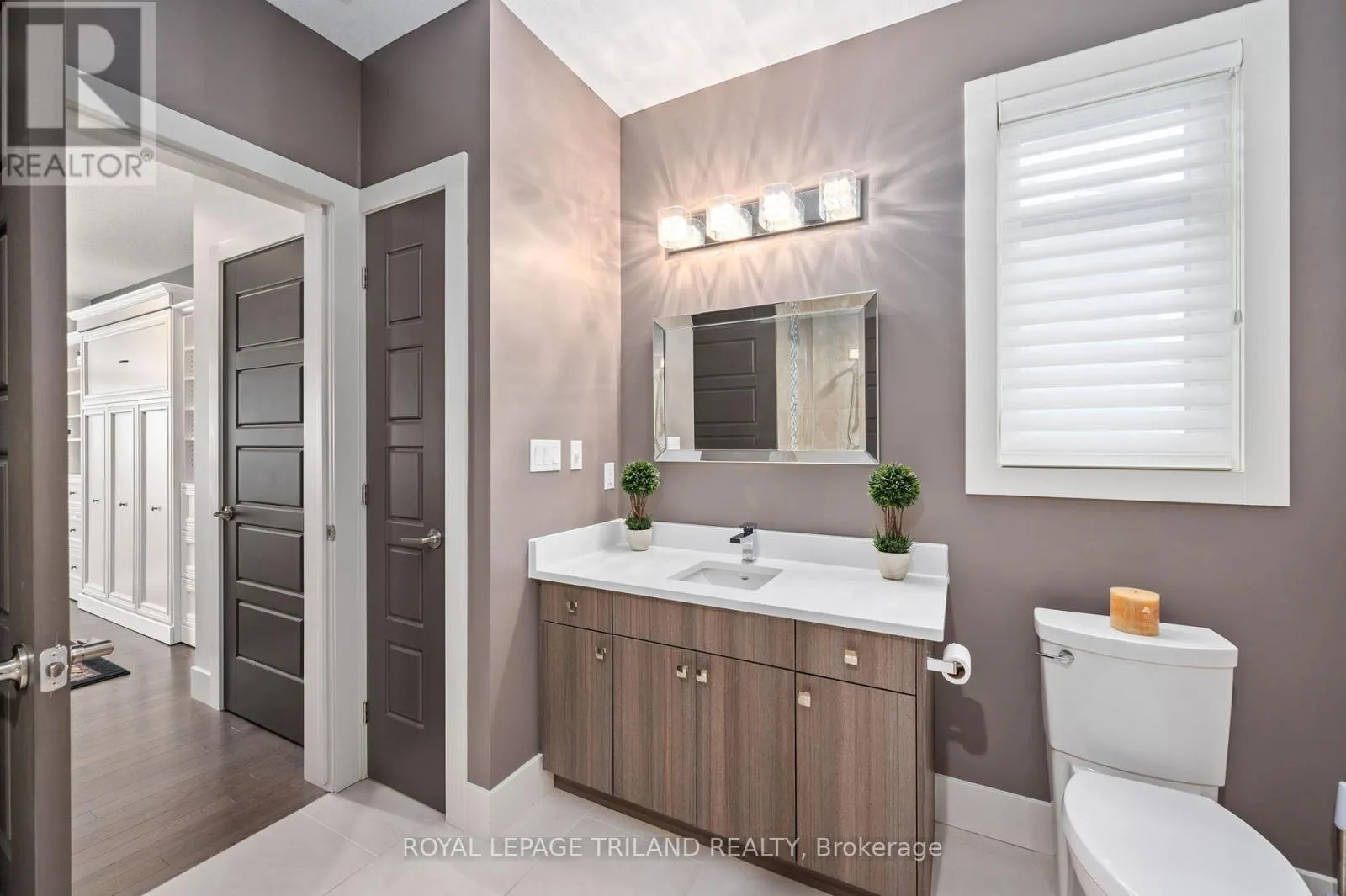 15 - 355 EDITH CAVELL BOULEVARD, #15