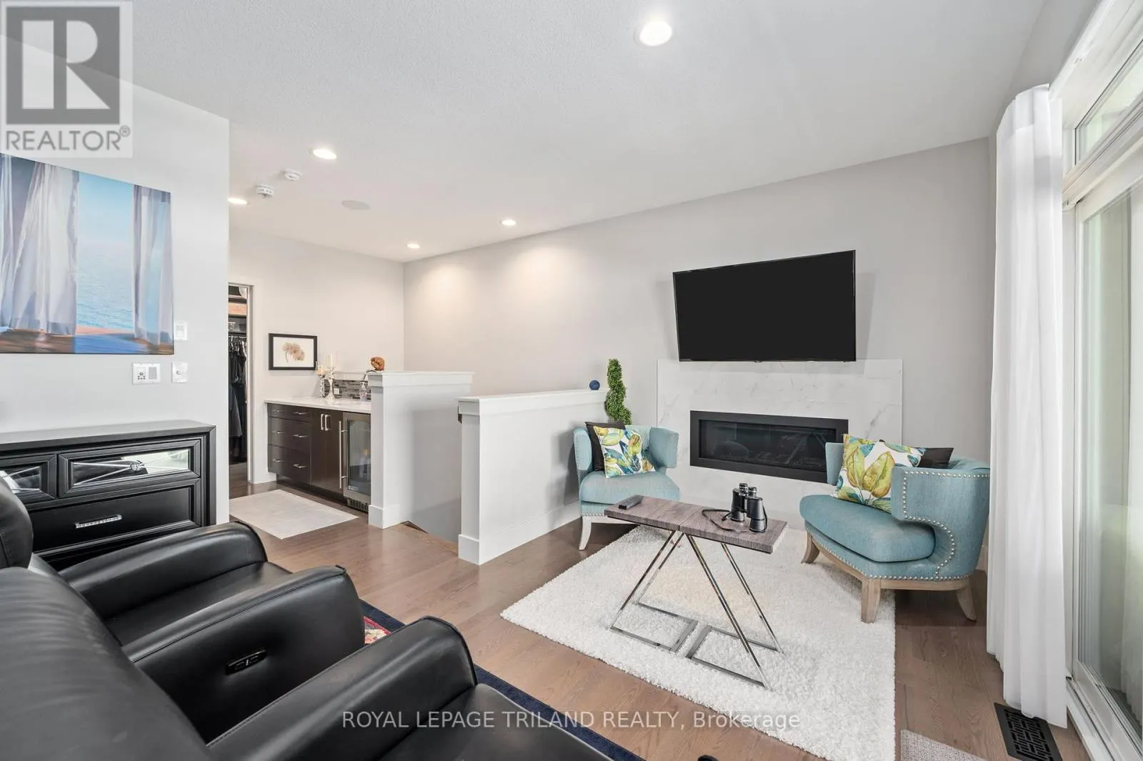 15 - 355 EDITH CAVELL BOULEVARD, #15