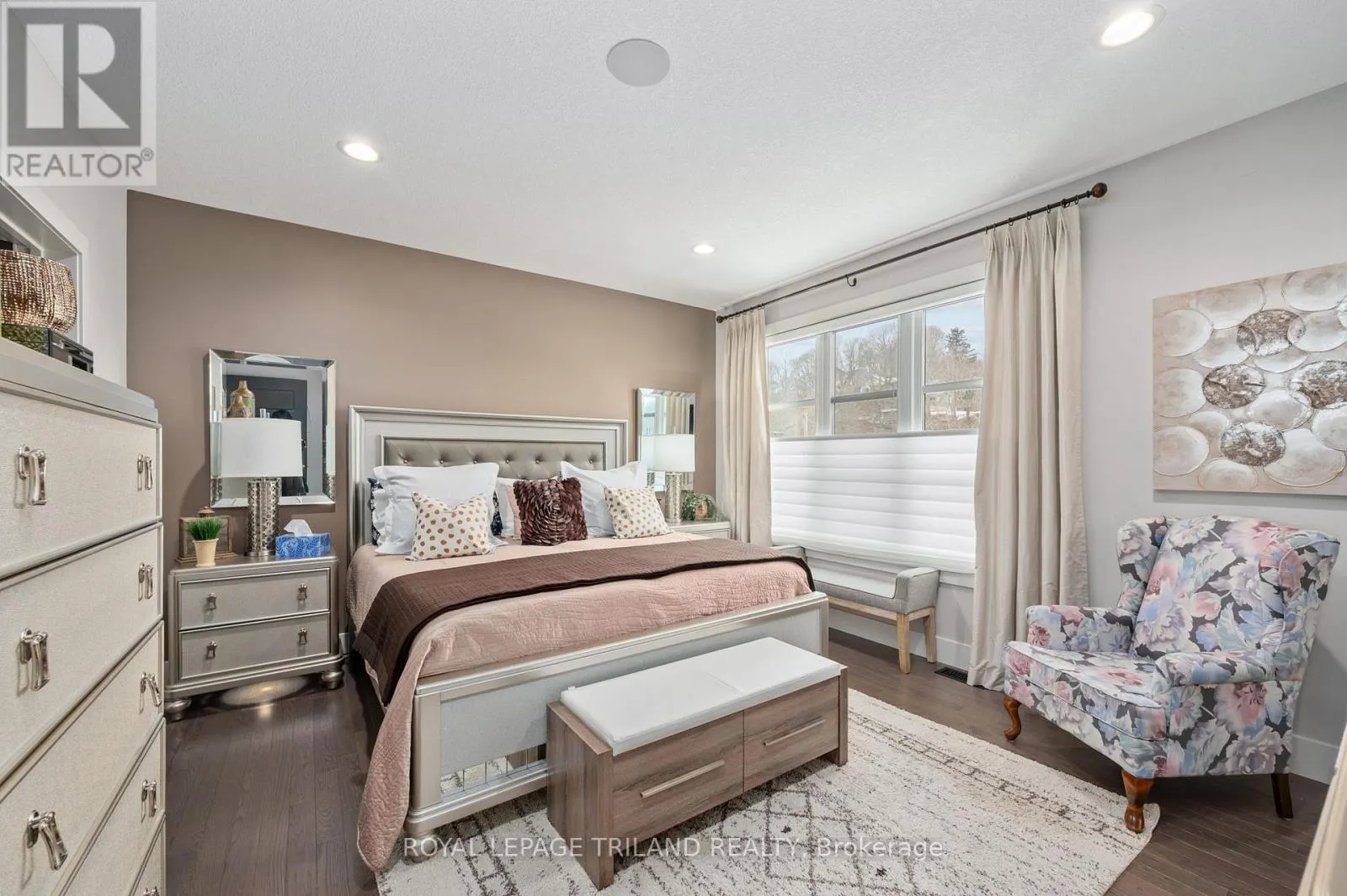 15 - 355 EDITH CAVELL BOULEVARD, #15