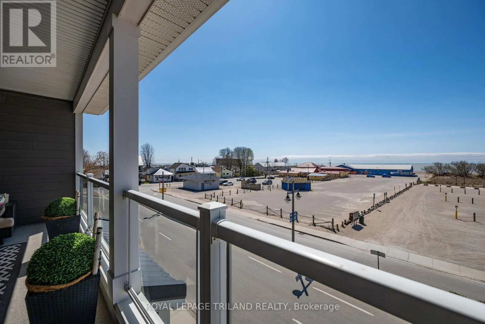 15 - 355 EDITH CAVELL BOULEVARD, #15