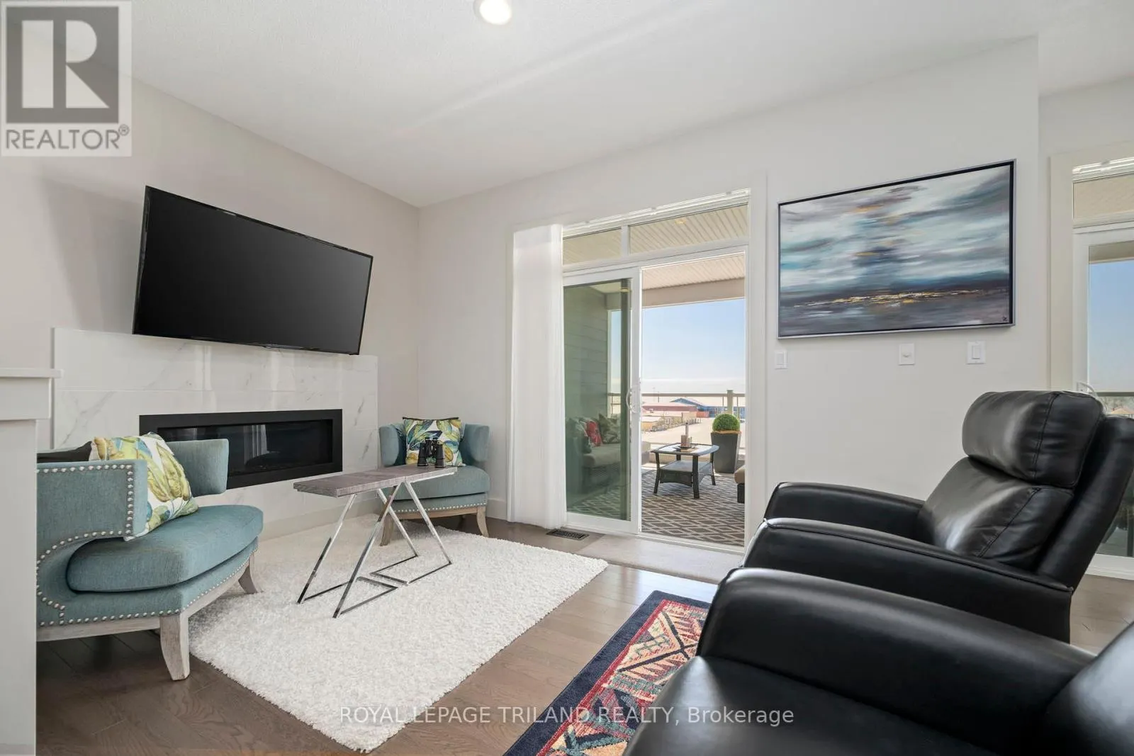 15 - 355 EDITH CAVELL BOULEVARD, #15