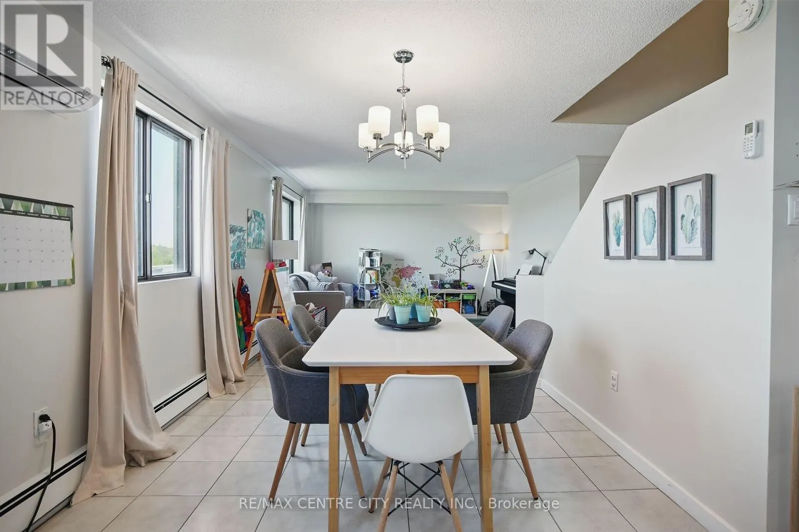 703 - 1255 COMMISSIONERS ROAD W, #703