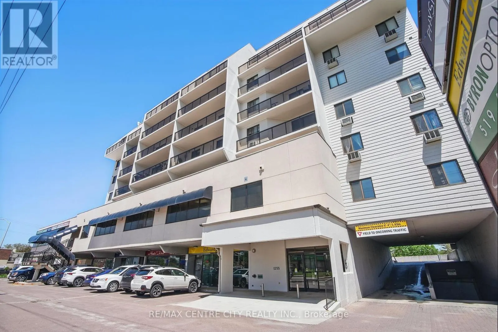 703 - 1255 COMMISSIONERS ROAD W, #703