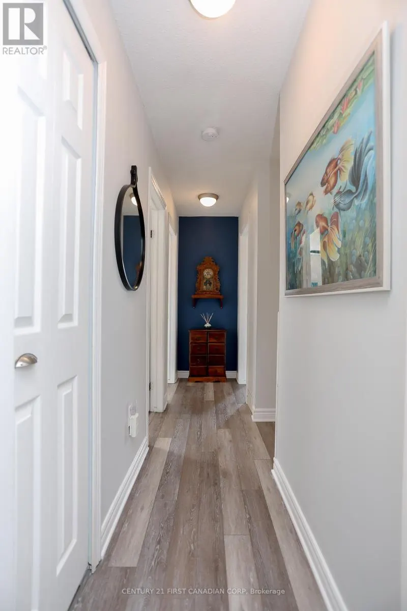 10 - 374 FRONT STREET, #10