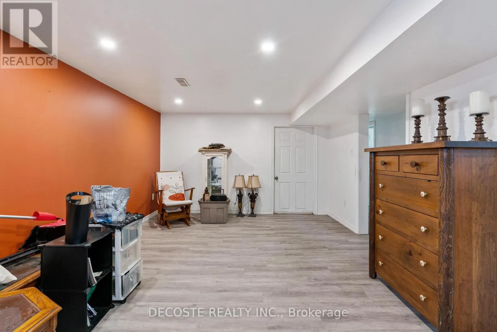 3507 THOMAS STREET