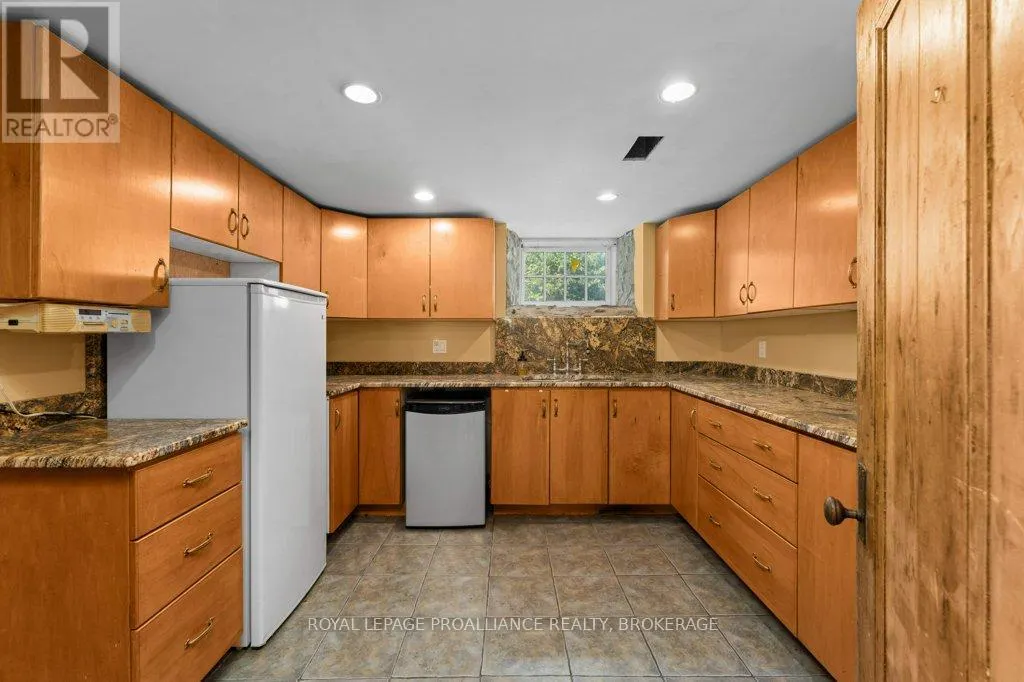 25 CURL ROAD