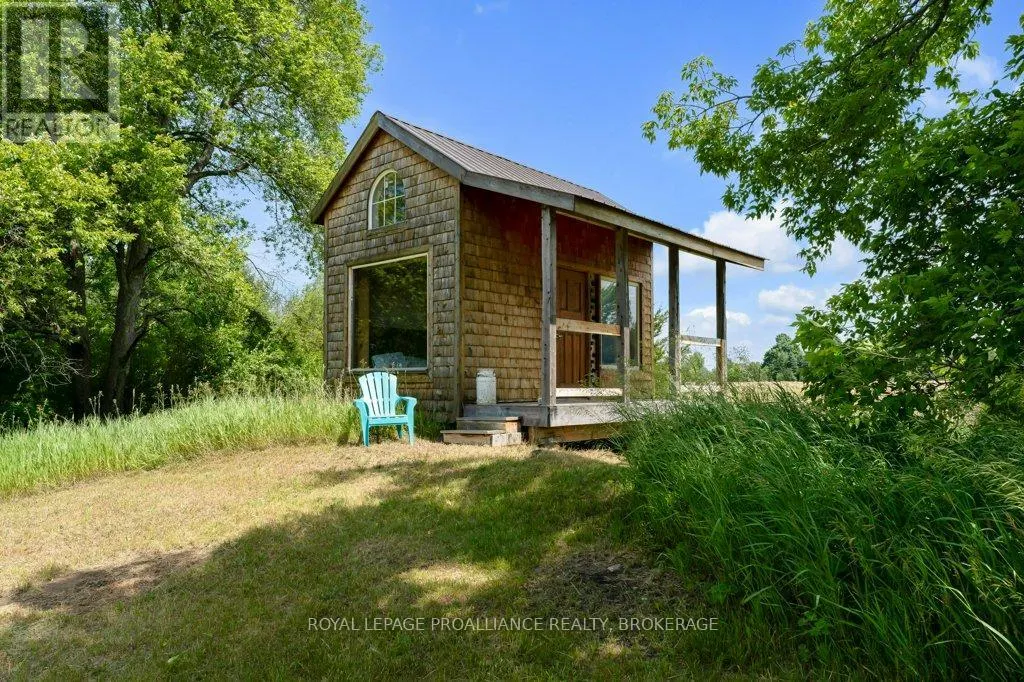 25 CURL ROAD
