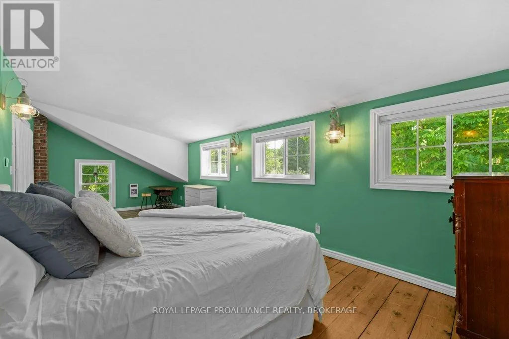 25 CURL ROAD