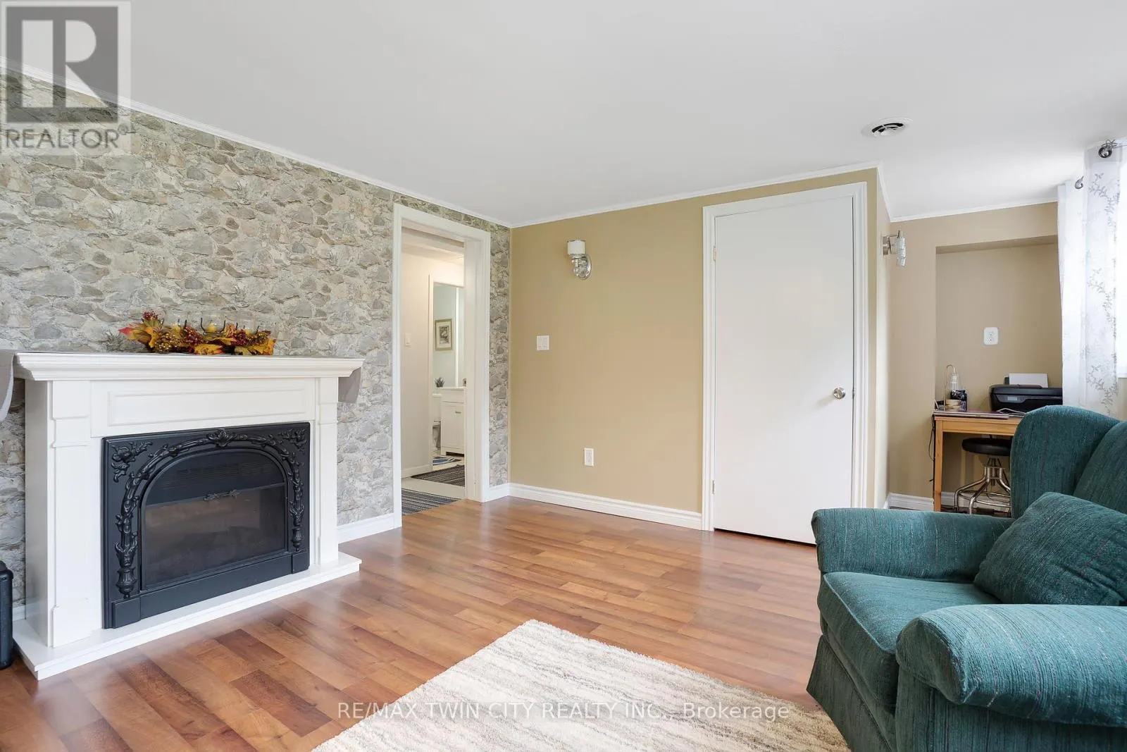 7011 WELLINGTON RD 124 ROAD