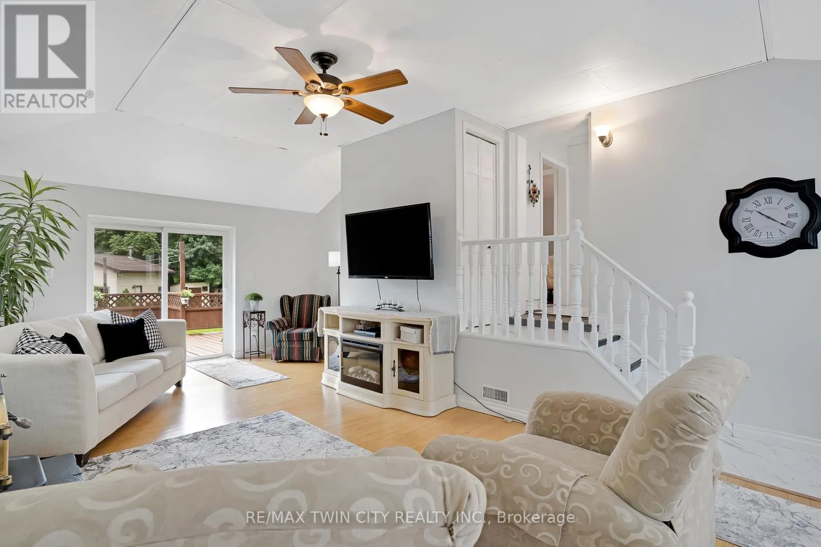 7011 WELLINGTON RD 124 ROAD