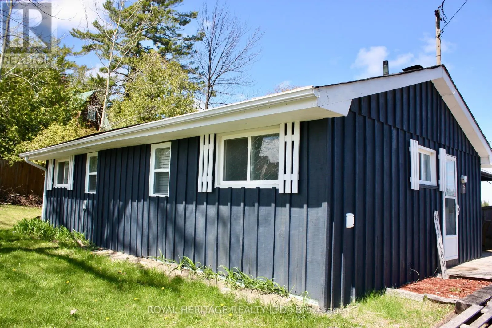 837 FIFE'S BAY MARINA LANE