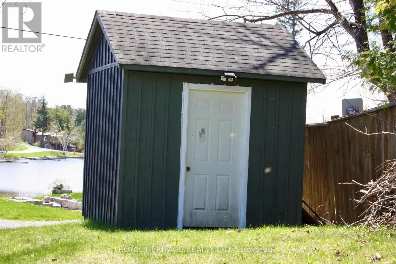 837 FIFE'S BAY MARINA LANE
