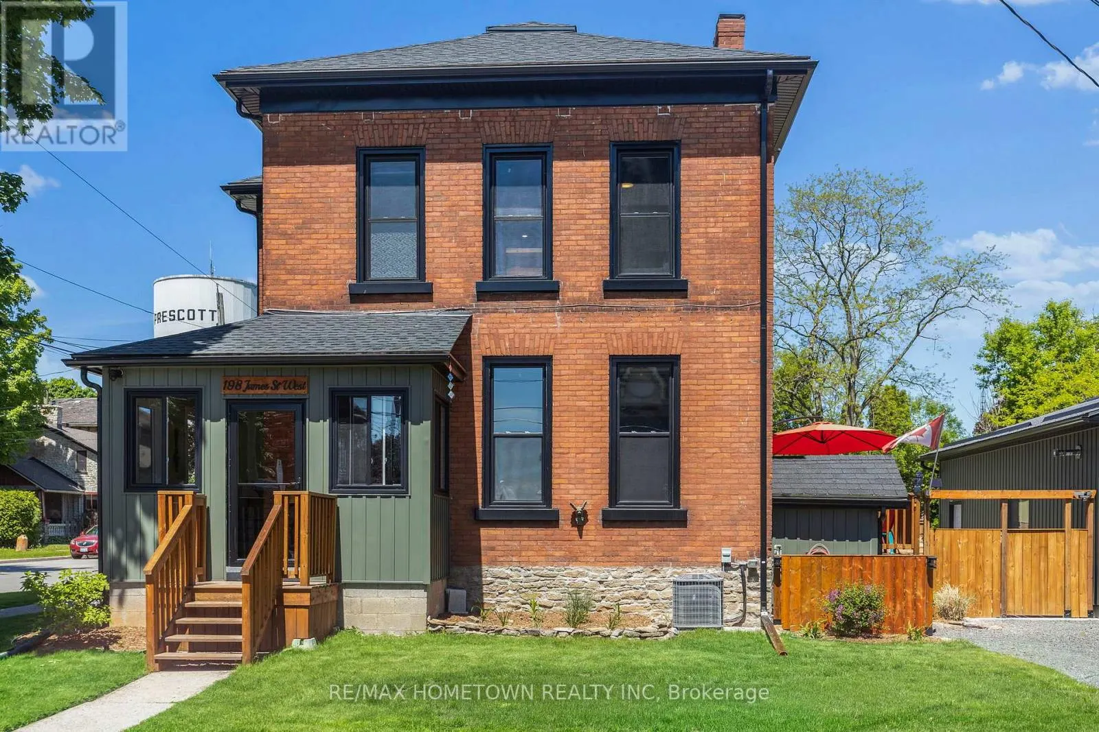 198 JAMES STREET W