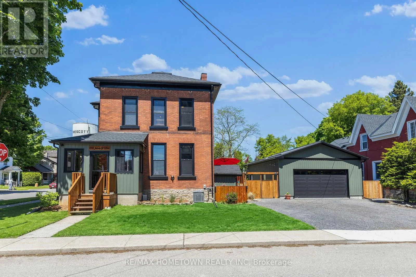 198 JAMES STREET W