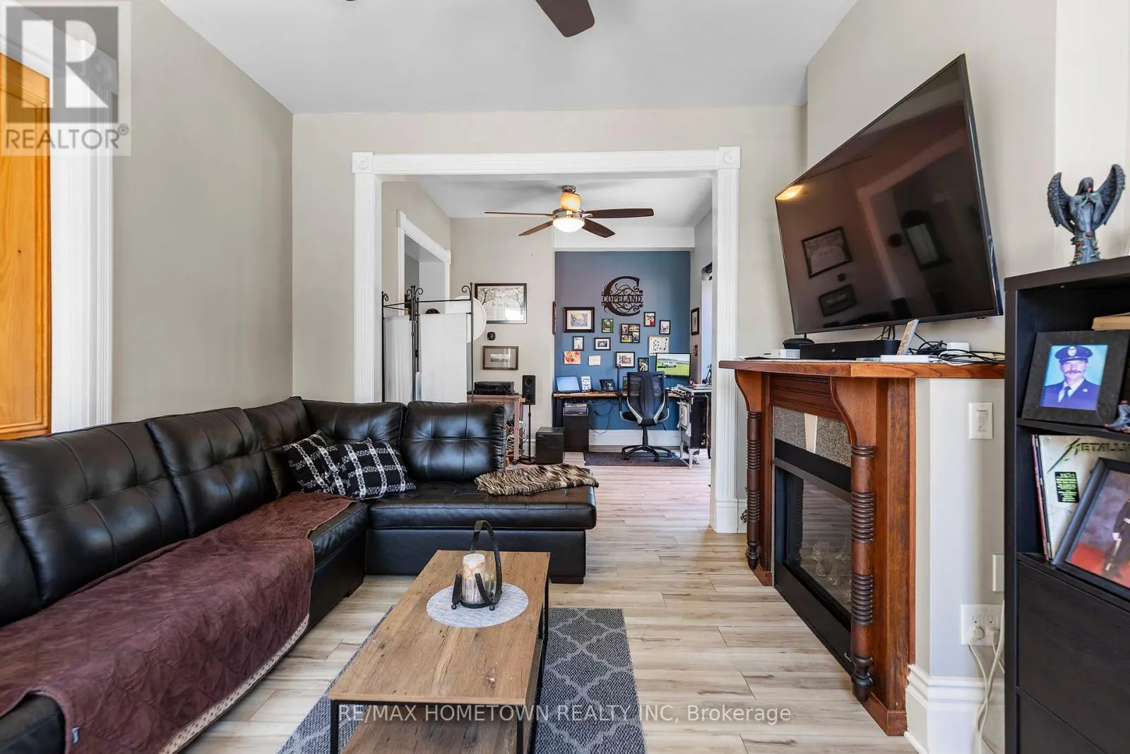 198 JAMES STREET W