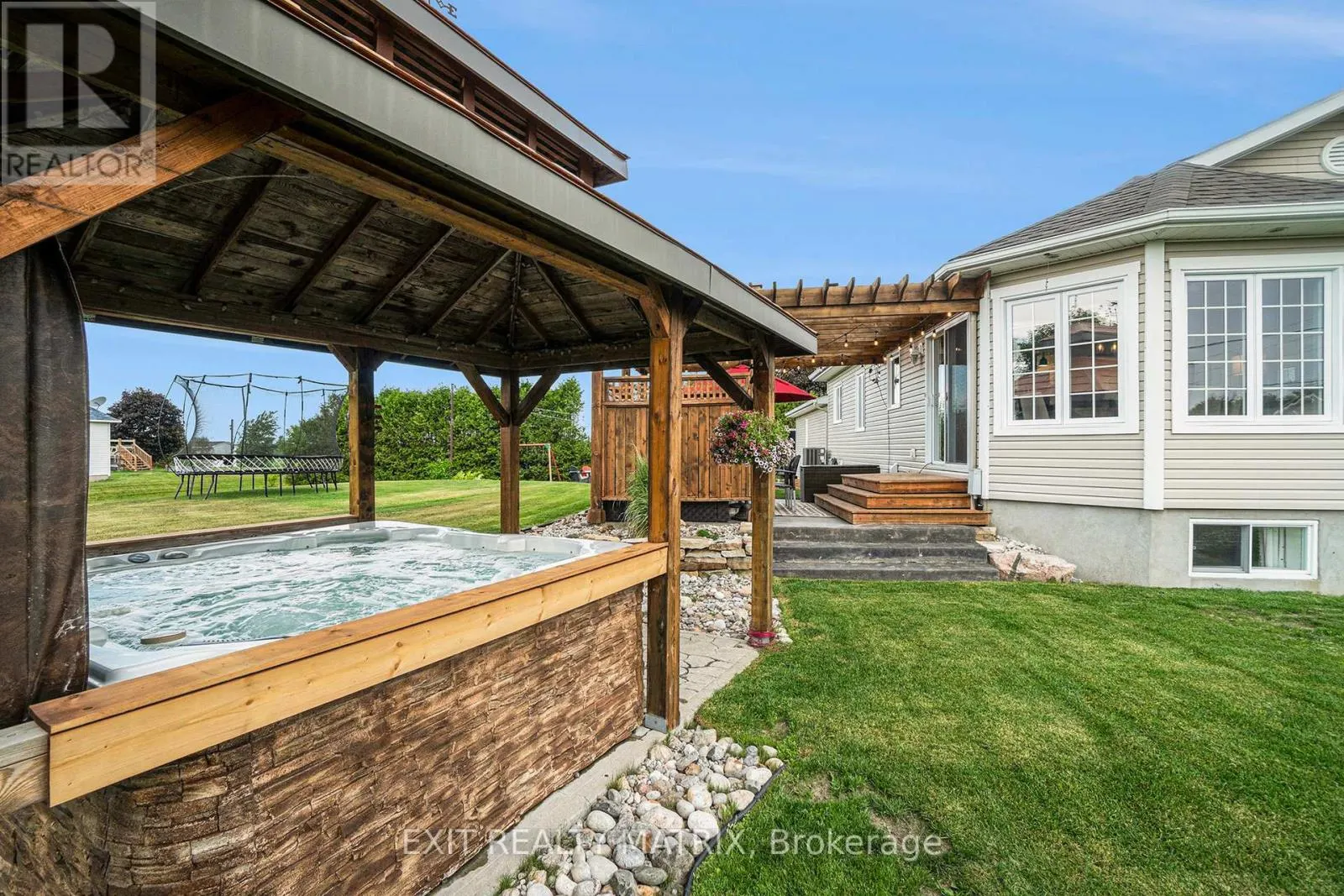 2713 COUNTY ROAD 3 ROAD