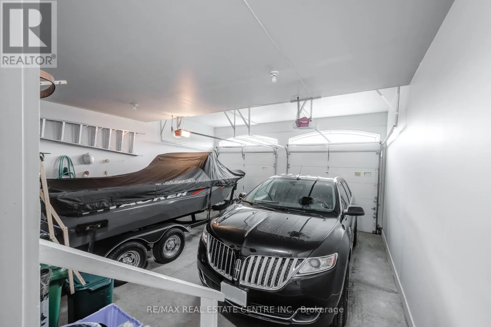 4072 HIGHLAND PARK DRIVE