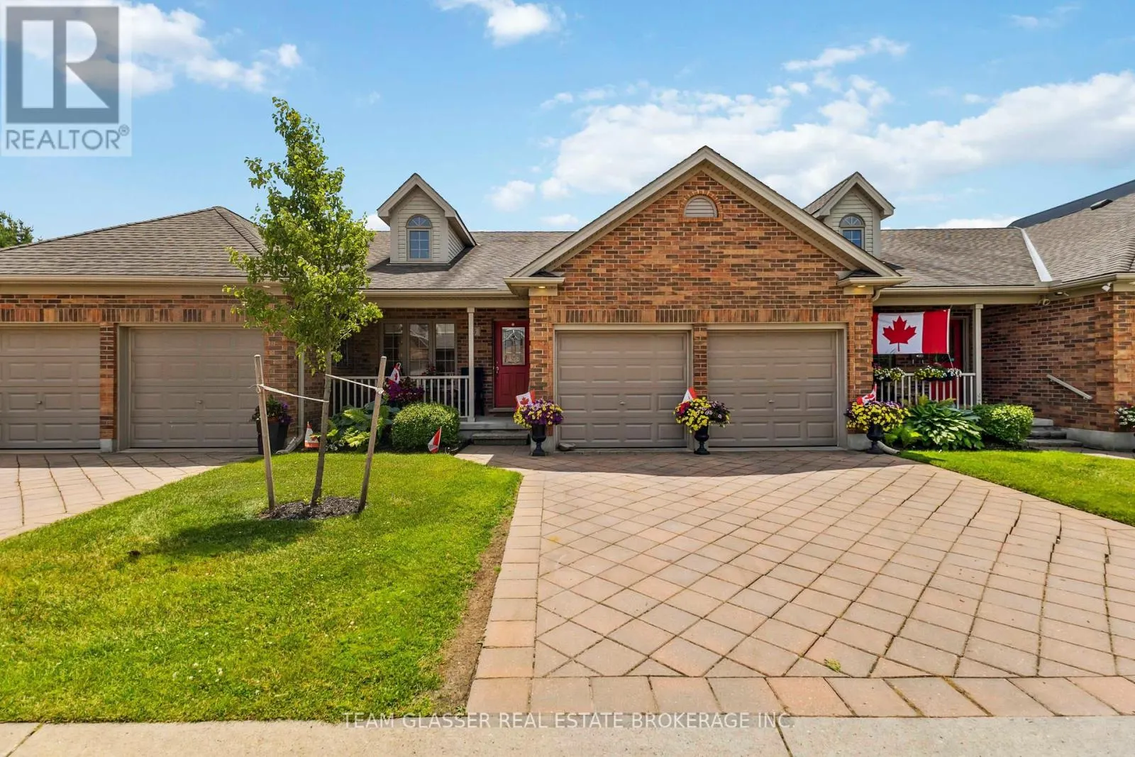 5 - 5 FOXHOLLOW DRIVE, #5