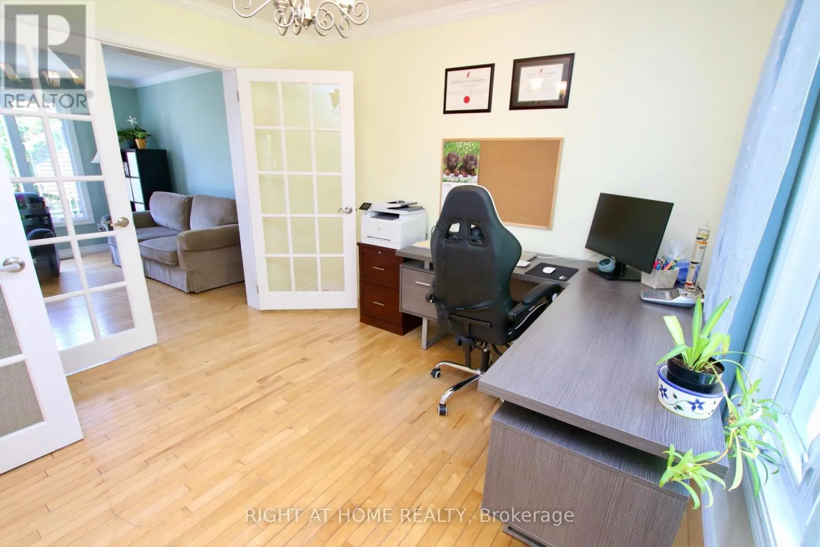159 DUNLOP CRESCENT