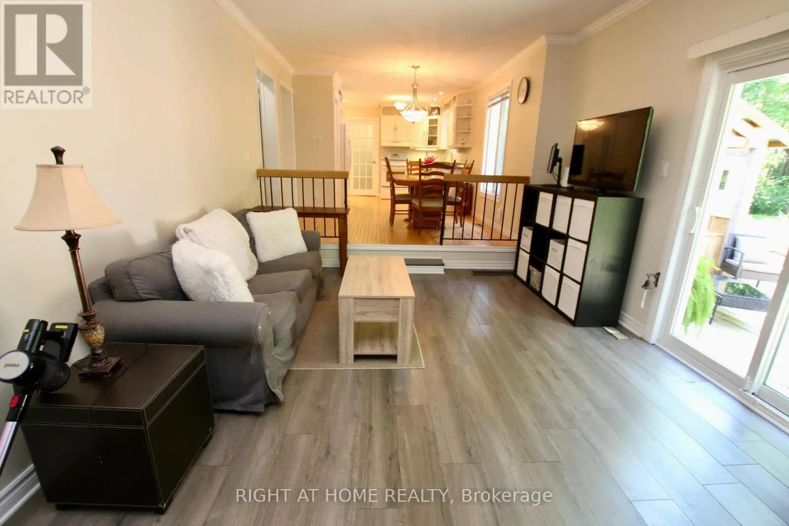 159 DUNLOP CRESCENT