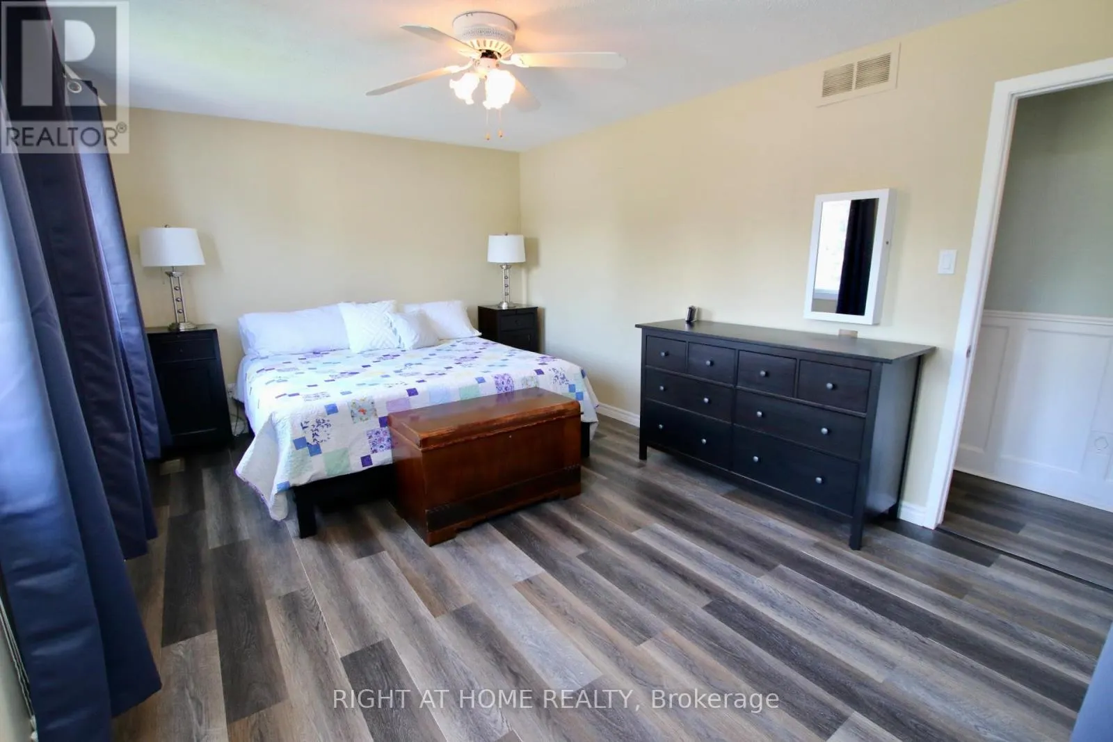 159 DUNLOP CRESCENT