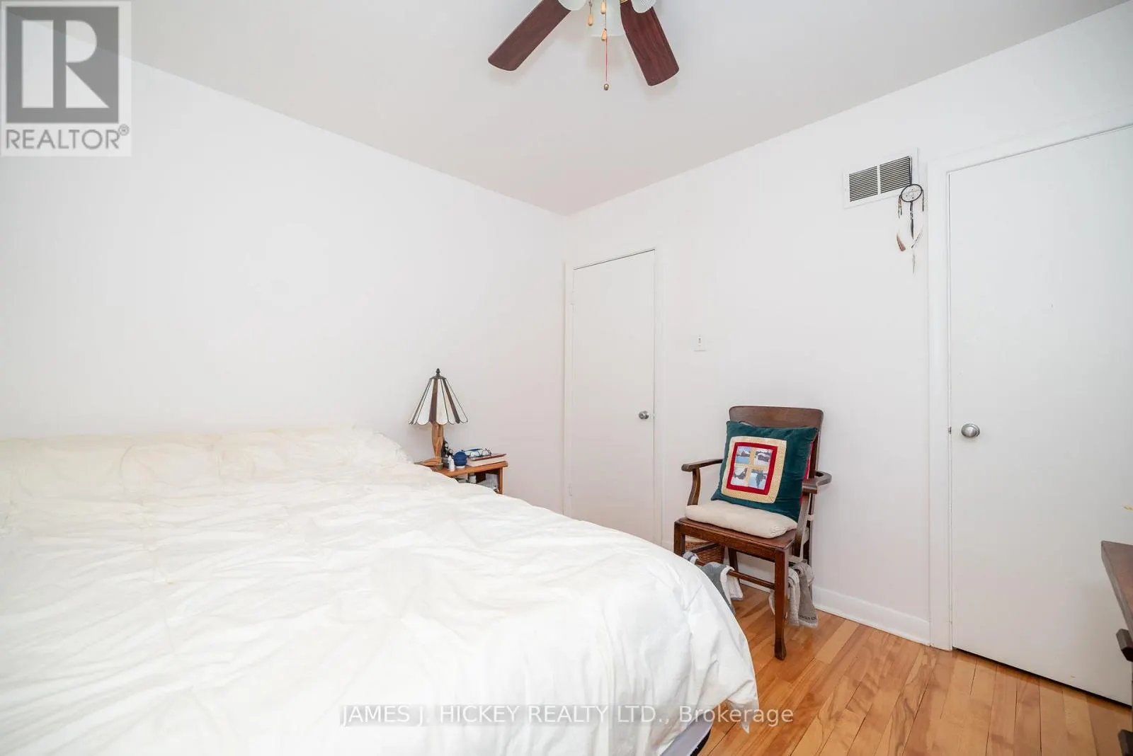 8 TWEEDSMUIR PLACE