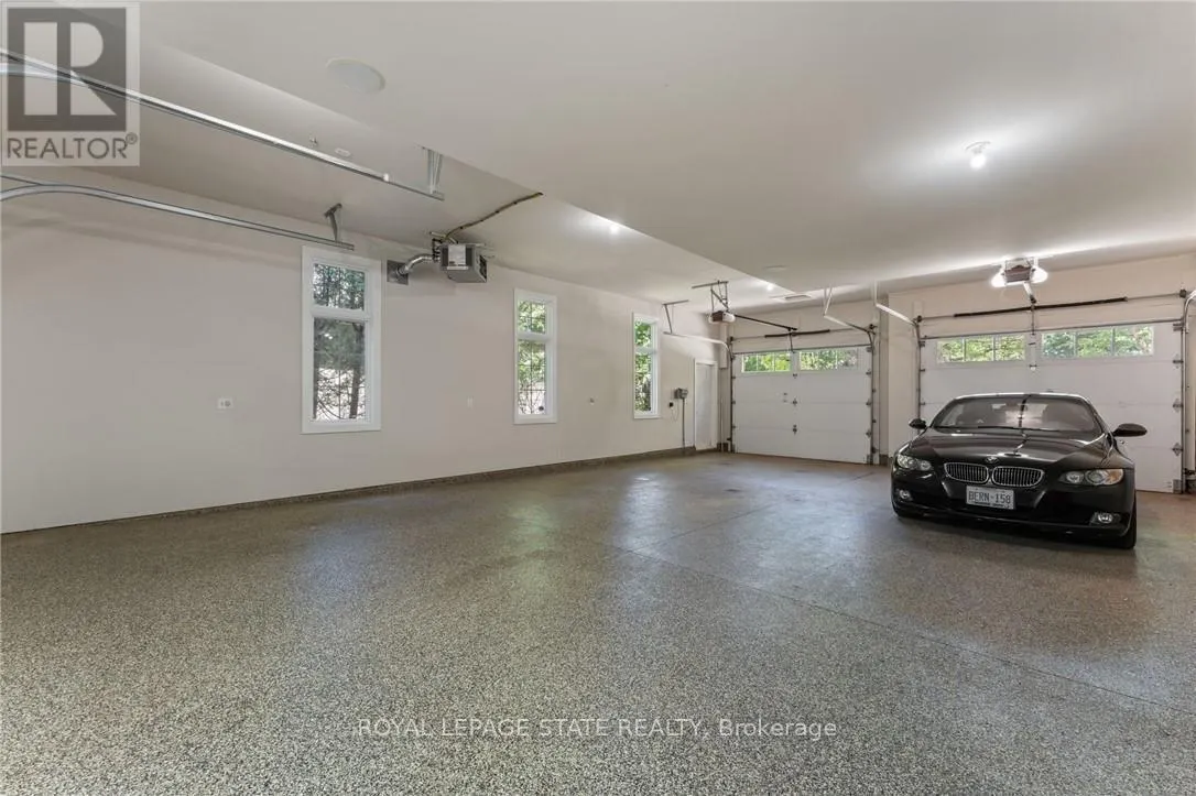 84 JERSEYVILLE ROAD W